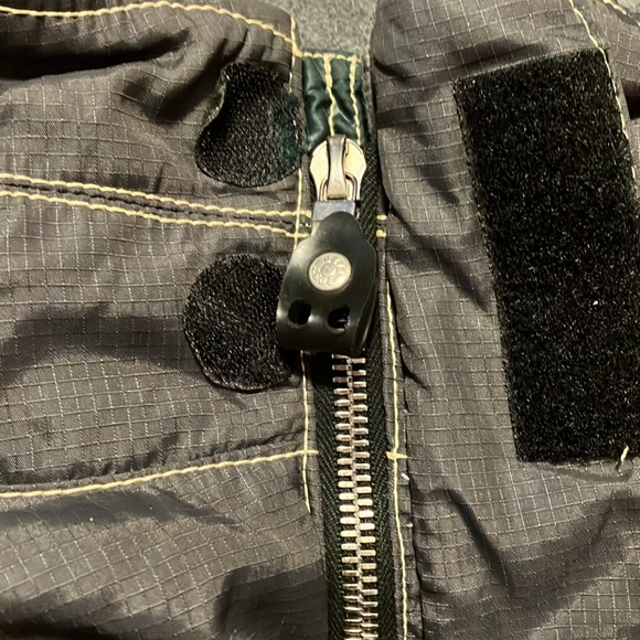 Men’s one piece snowsuit - Picture 3 of 13